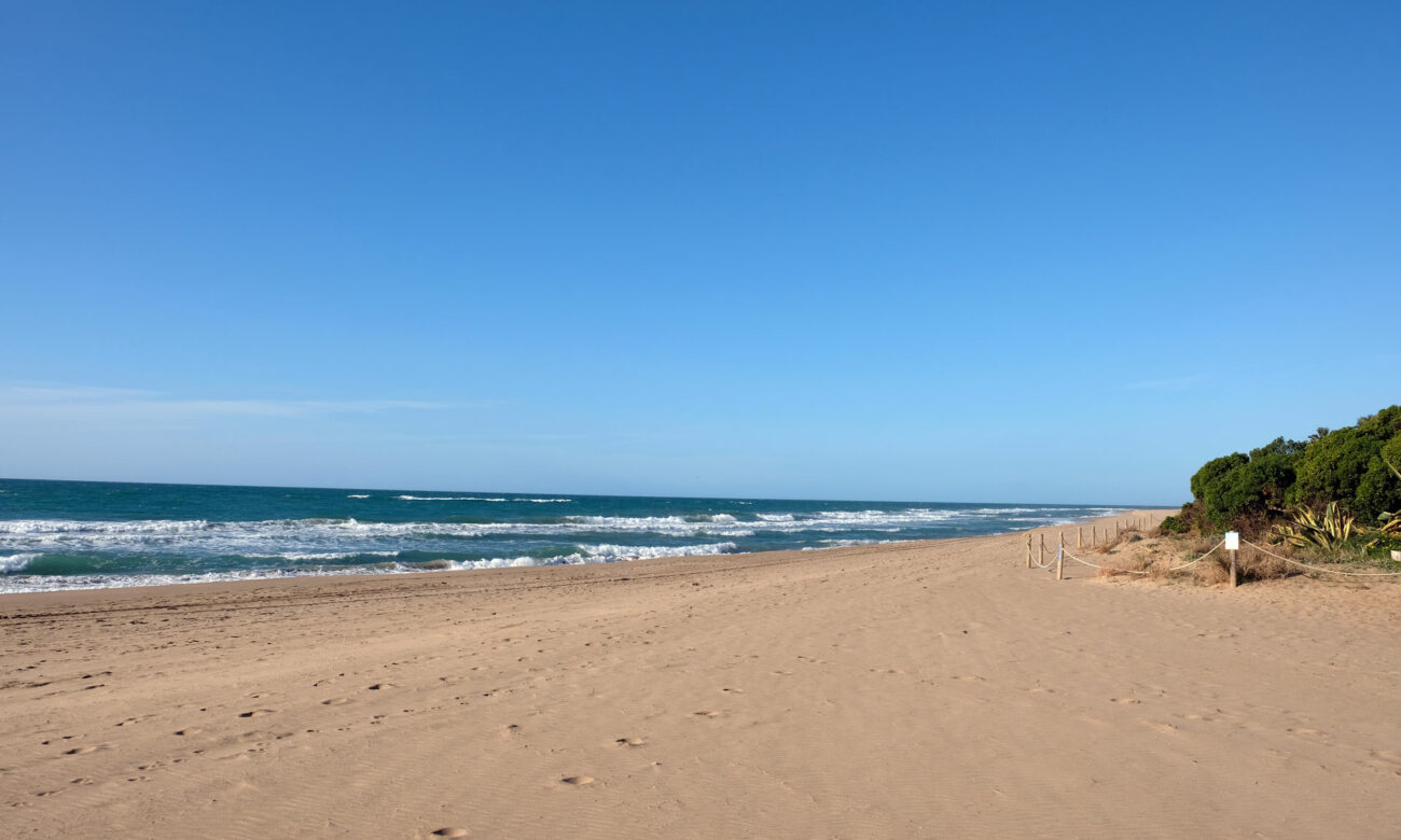 the beach playa grande gava