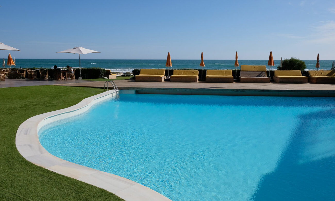 piscina playa grande gava