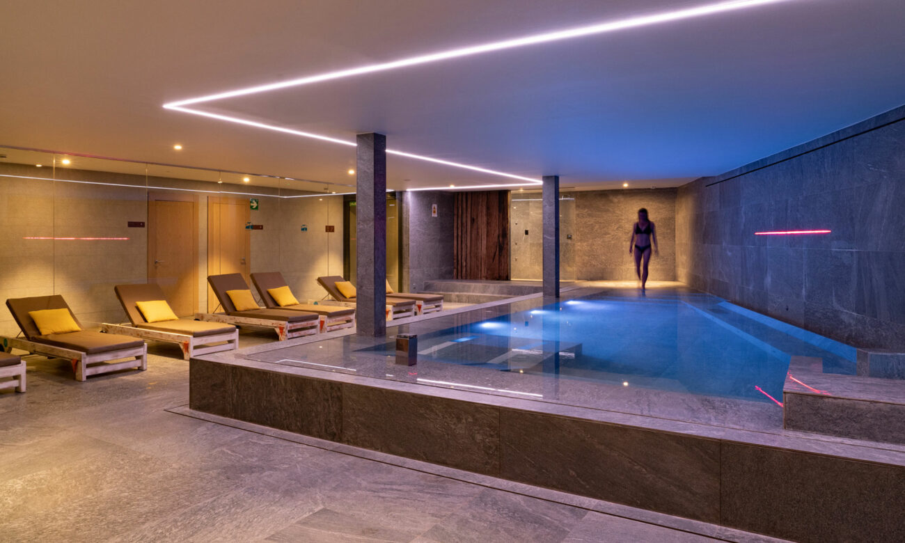 Tropical_Spaces_1849-ACOP