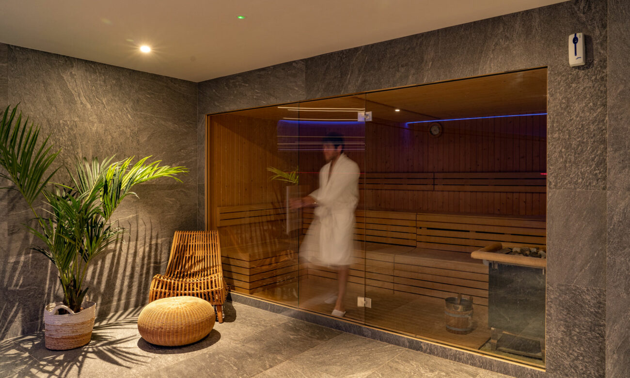 Tropical_Spaces_1998